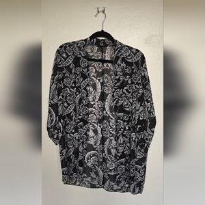 Charlotte Russe Black Pattern Kimono Coverup Size XL